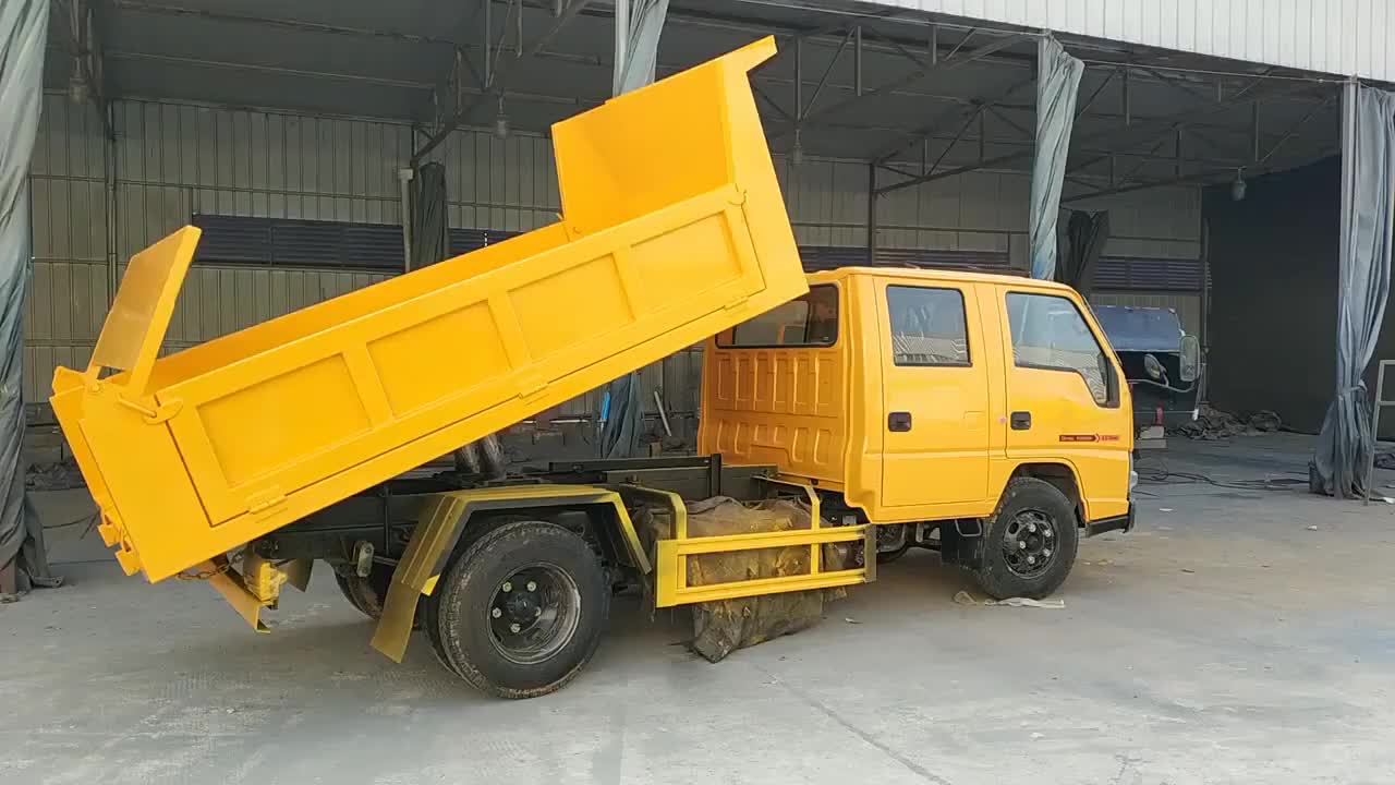 江铃双排座自卸车