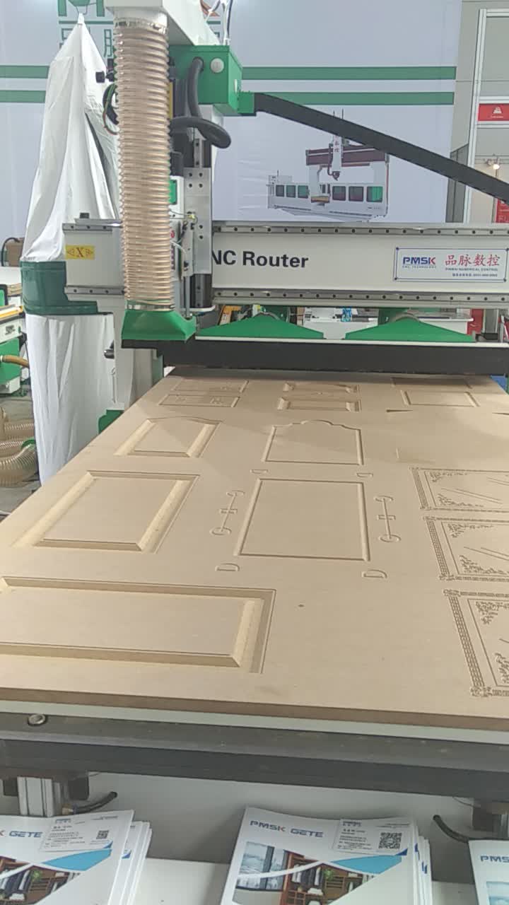 板式家具数控开料机加工视频