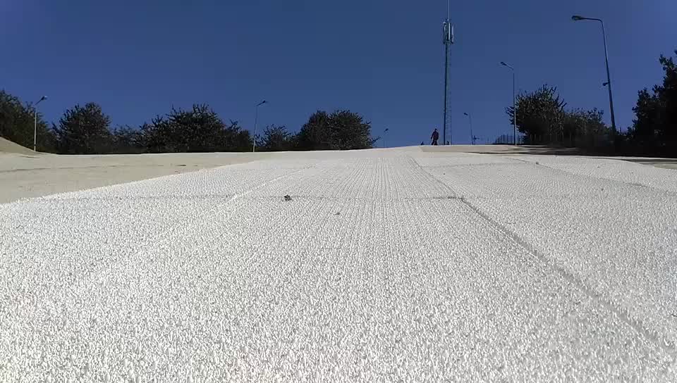 旱雪夏季滑雪毯滑雪训练